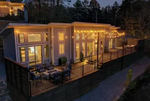 BRAND NEW 2/2 lakefront home w/lrg deck; hot tub; outdoor fire pit & game room! - Image 4