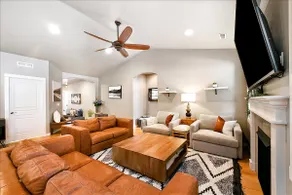 Stunning w/ Dual Master Suites - Image 4