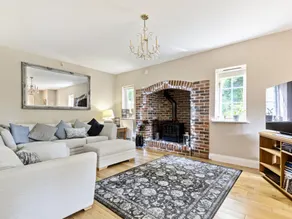 Large coastal cottage,with private indoor pool, hut tub on the Jurassic coast - Image 5