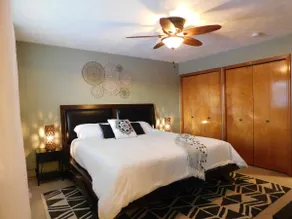 Hot tub! Sleeps 8-11Upscale Area - Image 5