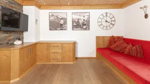 Alpenrose Apartments/Apartment 1 - Image 2