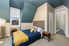 Stylish Private 2 Bed Apt - Image 4