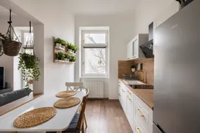 Modern apartment in Vienna | Balcony & A/C | Subway - Image 4