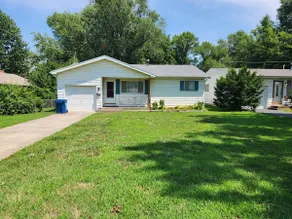 Clean and Pet Friendly near Mercy, MSU, Bass Pro - Image 2