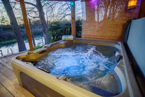 Waterfront Retreat • Hot Tub • Kayaks • Pets OK - Image 4