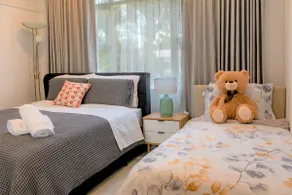 5 mins walk to station, Entire Sydney House 悉尼整栋度假屋, 五分钟步行到火车站 - Image 5