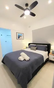 5 mins walk to station, Entire Sydney House 悉尼整栋度假屋, 五分钟步行到火车站 - Image 2