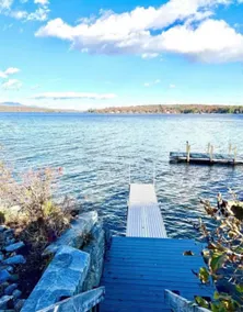 The Pier House Weirs Beach Lake Winnipesaukee - Image 2