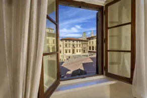 Piazza Grande Boutique Apartment - Image 4