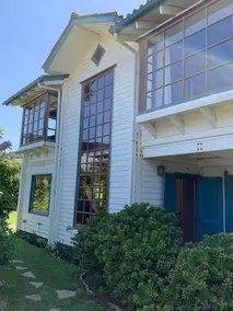 House in front of Rocas de Santo Domingo beach - Image 5