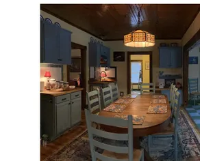 GORGEOUS FAMILY FRIENDLY VICTORIAN WITH ALL NATURAL CEDAR HOT TUB NEAR GORE MT - Image 5