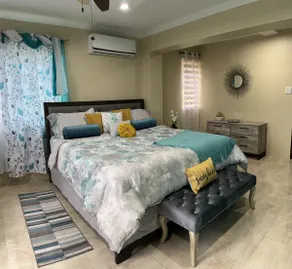 Luxury 1BR Ocean View in Kingston - Image 4