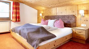 Alpenrose Apartments/Apartment 3 - Image 5