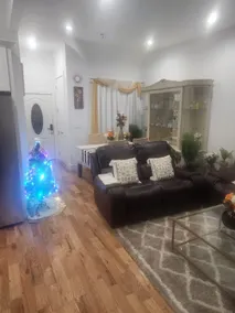 The House - Image 2
