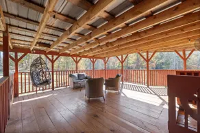 Log Cabin with Hot Tub in N Lexington - Image 4