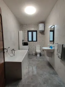 Deep Blue A 2 bedroom apartment - Image 3