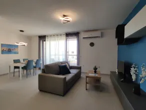 Deep Blue A 2 bedroom apartment - Image 5