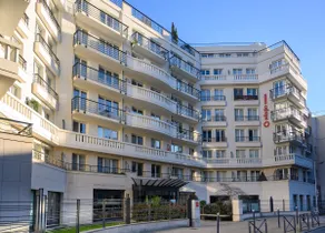 Sweet'Issy - AC - Balcony - Parking - WI-FI - Image 4