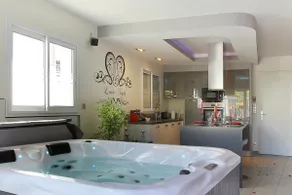 Villa with private Jacuzzi Spa near Toulouse - Image 5