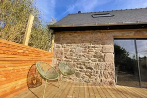 Field house - Image 4