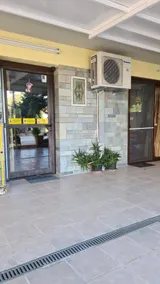 Villa George - Honey Holidays (single space room) - Image 4