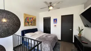 Lovely 1-bedroom loft with a beautiful view - Image 3