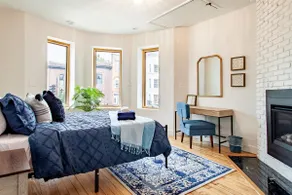 Truxton | Stylish 5 Bdr/2 Bath Townhouse - Image 2