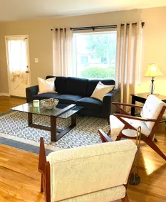 Relaxing 3 Bedroom, 2 Bathrooms. Large backyard, pool, jacuzzi + 2 patios, grill - Image 2