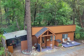 Serenity Canyon Cabin >5 min to Jacksonville - Image 2