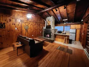 The Wren-Adirondack Log cabin King bed & fireplace - Image 4