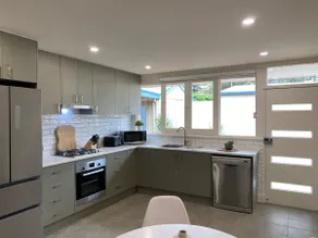 Beach Hideaway At Henley - Image 4