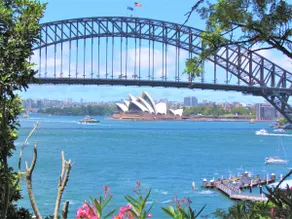 Harbourlight – Wake to Sydney Opera House & Bridge - Image 2