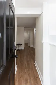 Cosy 2 bedroom at the heart of DC | FREE Parking - Image 3