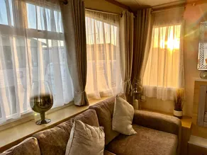 Lyons Winkups Holiday Park Towyn, North Wales static Caravan 3 bedroom sleeps 8 Free Entertainment and Parking Beds made up on arrival PETS WELCOME - Image 4