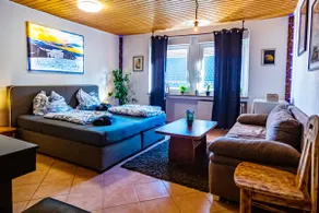 #121 Large, cozy apartment in Remscheid-City - Image 2