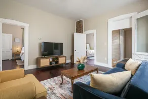 Walk to Main St- Cozy Beds/Clean! - Image 3