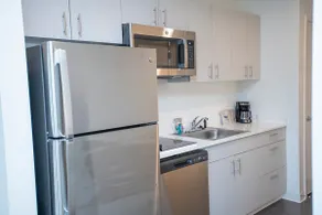 Luxurious Studio with King bed, Kitchen - The Nest - Image 5