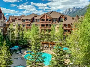 Peaceful 1BR Condo with Hot Tub and Pool - Image 4