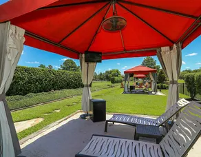 Modern Spacious 3BR Lake Cottage - Image 4