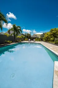 Cheap and Cheerful Private Room, Pool, Beach Quiet - Image 4