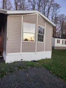 Lovely 2 bedroom home with indoor fireplace - Image 4