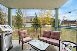Polar Peaks Hot Tub Pool Gas Fireplace - Image 3