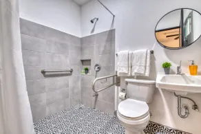 2Bed/1Bath Apartment with Patio in San Jose Center! - Image 5
