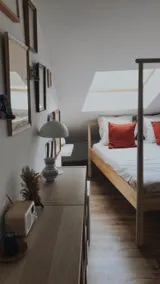 Beautiful Italian-style suite. - Image 5