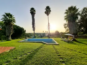 Fabulous country house near Lisbon with a swimming pool - Image 2