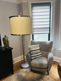 Upscale Condo in Lakeview near Wrigley Field - Image 3