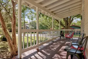 The HydeOut; Cozy+Central Boho Bungalow! - Image 5