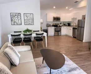 Grnd Floor Retreat near Anna Maria Beaches.Beach days-Easy parking-Room to relax - Image 3