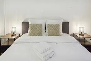 Modern flat in Paris - Heart of XVIème - Image 2