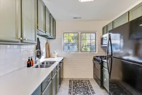 The Mountainside Cottage | Backyard | BBQ - Image 3